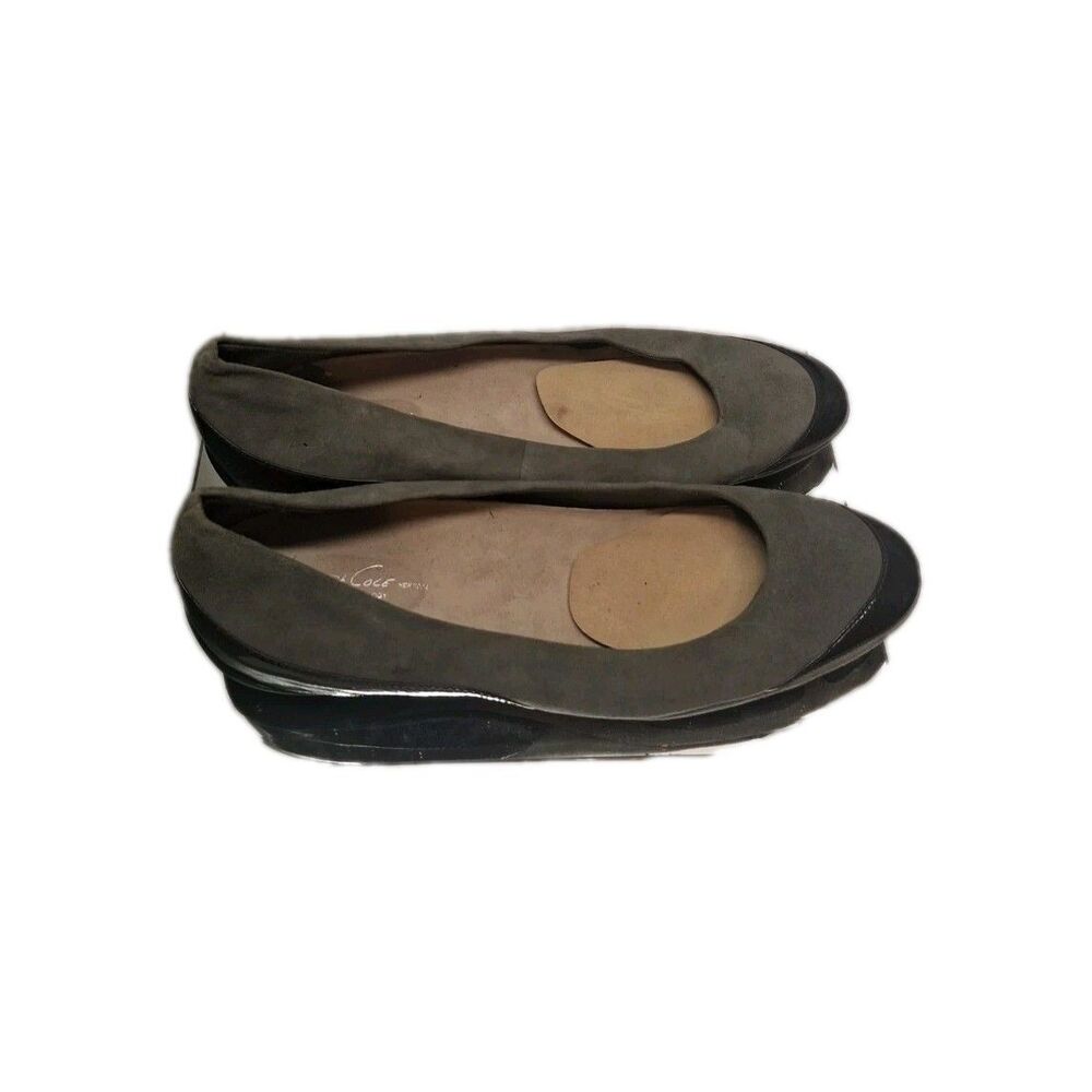 Kenneth Cole Silver Technology Suede Gray Flats Size 10